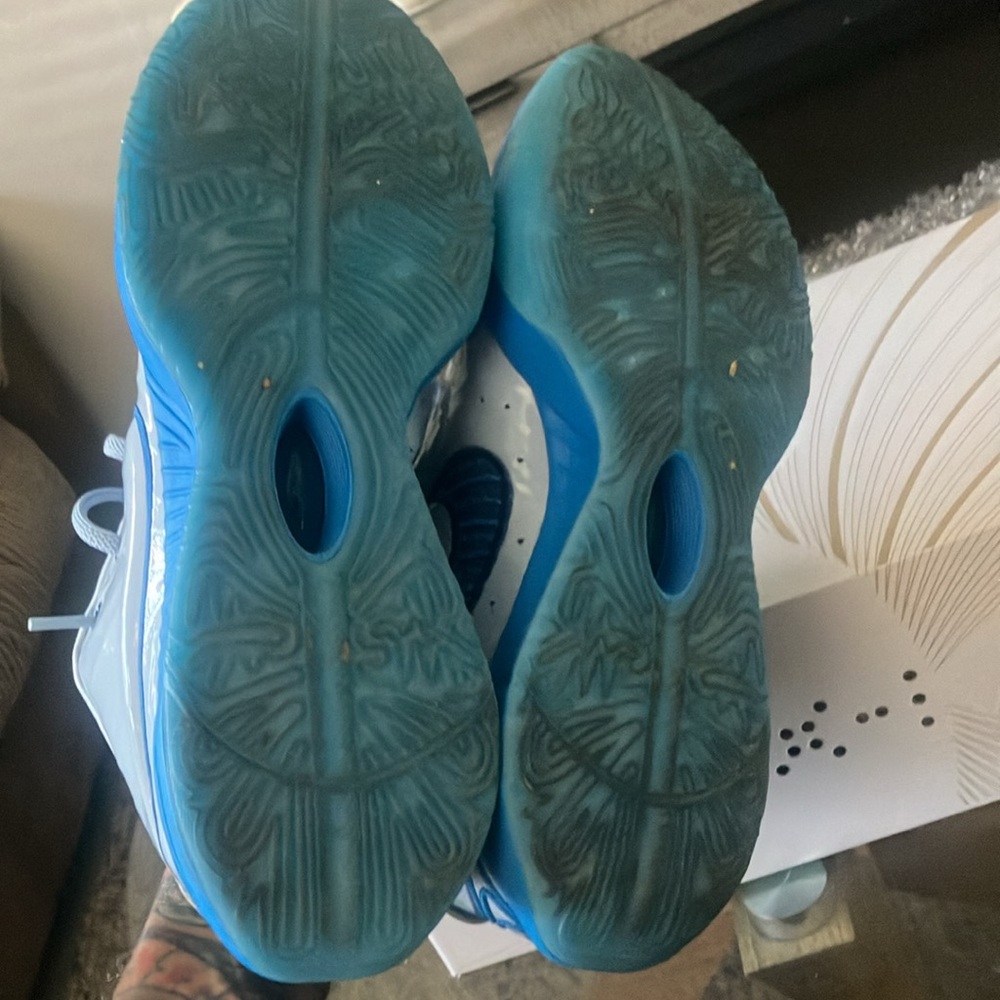 Nike LeBron XXI Basketball Shoes in Light Gray and Blue - Picture 5 of 7